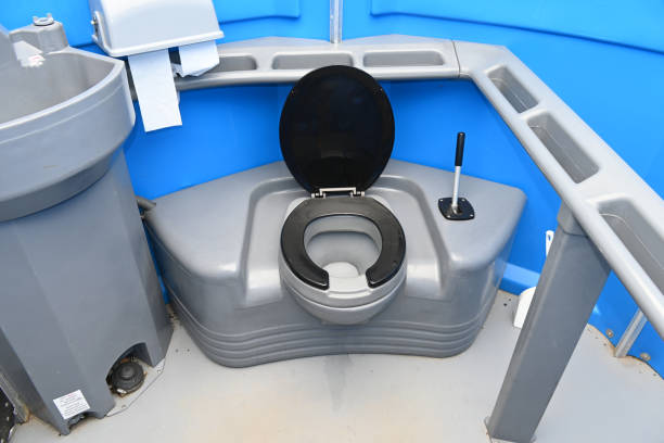 Best Porta potty delivery and setup  in Giddings, TX